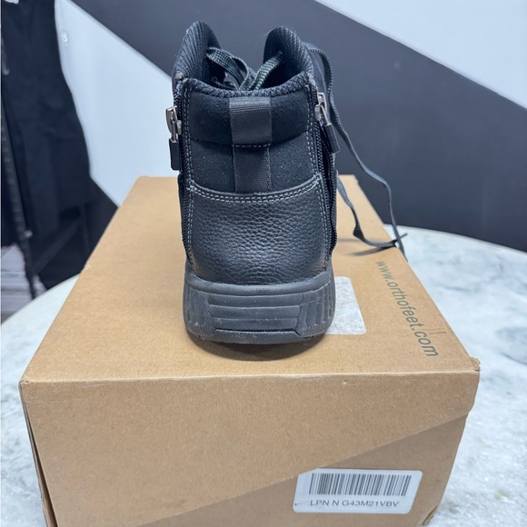 Men's Black Leather Ankle Boots - Picture 4 of 6